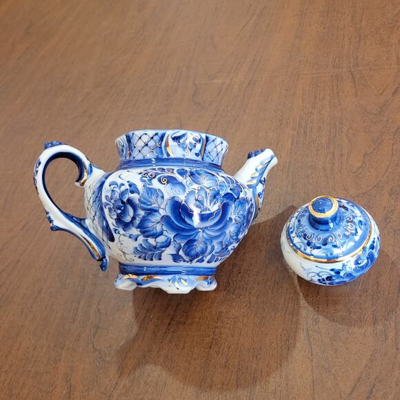 Vintage Porcelain Gzhel teapot blue gold plated handmade - Picture 6 of 12